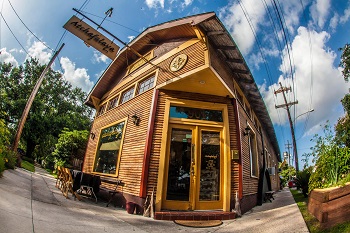 Atchafalaya restaurant located in NEW ORLEANS, LA